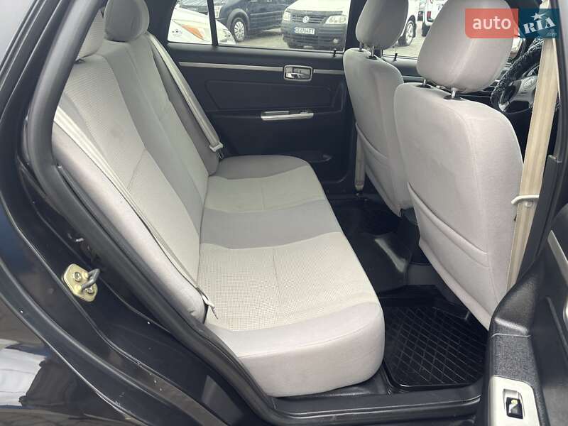 Седан Geely MR 2011 в Чернівцях