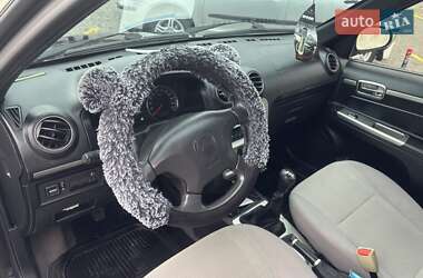 Седан Geely MR 2011 в 
