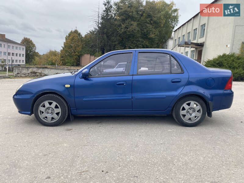 Хэтчбек Geely MR 2008 в Шумске