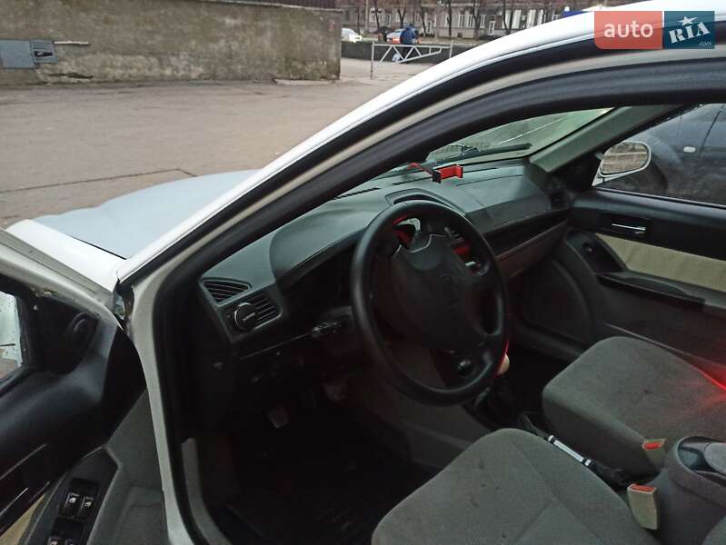 Хэтчбек Geely MR 2008 в Харькове