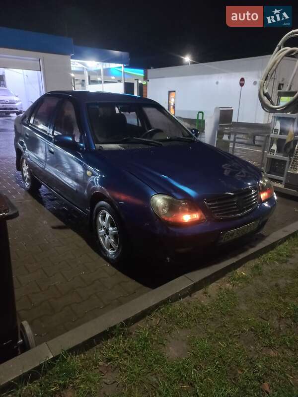 Хетчбек Geely MR 2008 в Ромнах