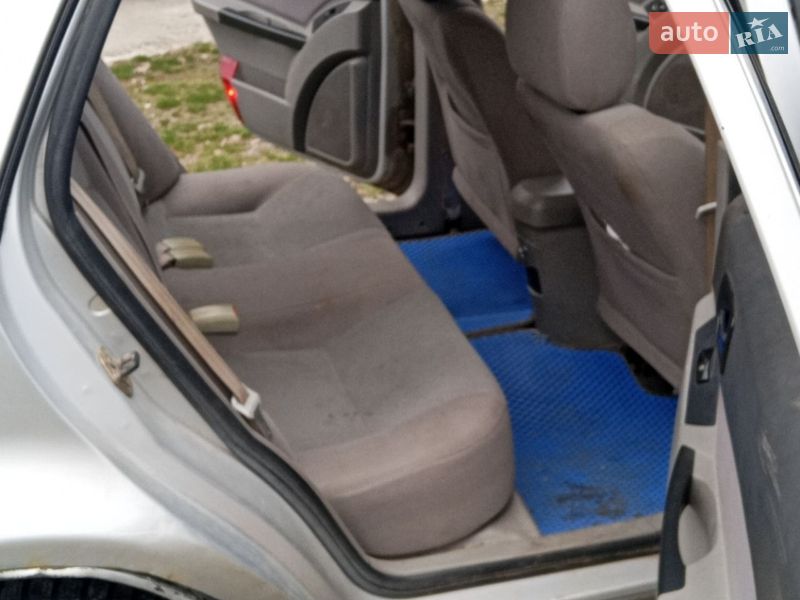 Хетчбек Geely MR 2008 в Новомосковську