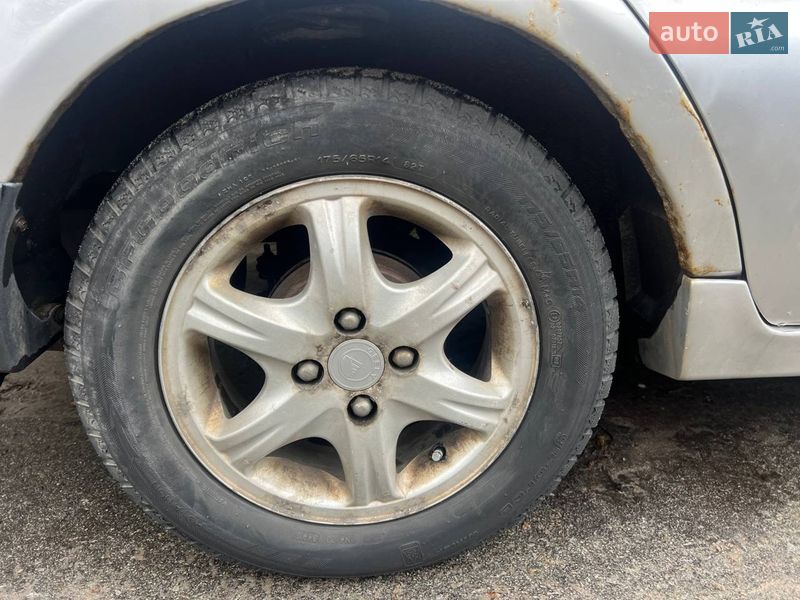 Хетчбек Geely MR 2008 в Києві
