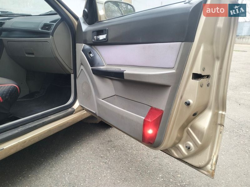 Хэтчбек Geely MR 2008 в Николаеве фото 12 Хэтчбек Geely MR 2008 в Николаеве