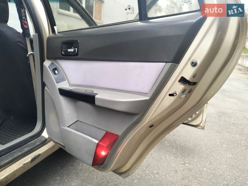 Хэтчбек Geely MR 2008 в Николаеве фото 24 Хэтчбек Geely MR 2008 в Николаеве