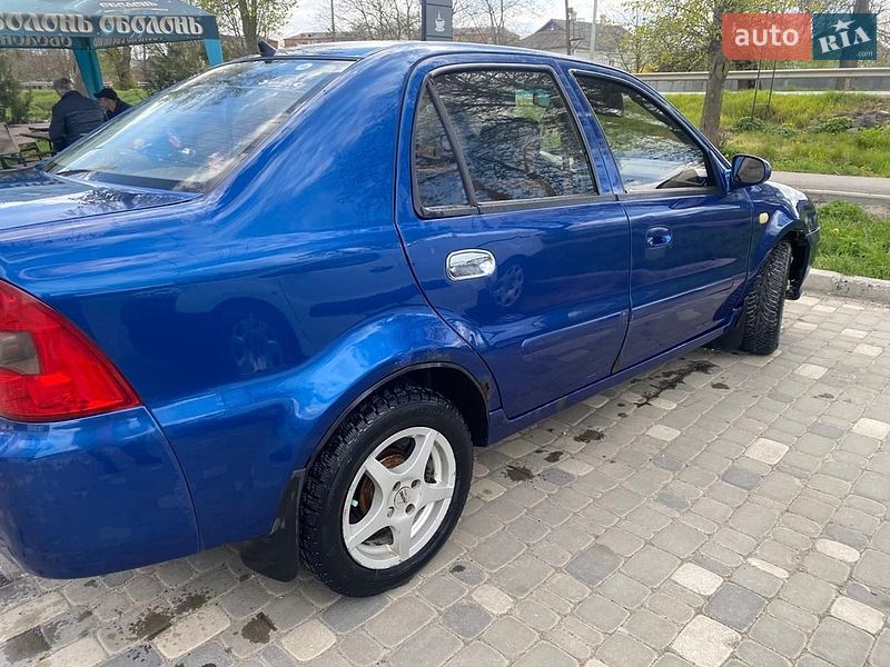 Хэтчбек Geely MR 2008 в Тульчине
