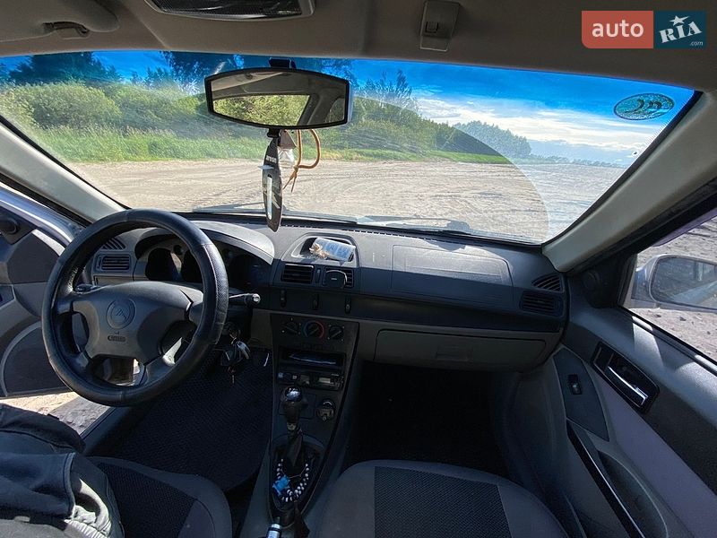 Хэтчбек Geely MR 2008 в Ирпене