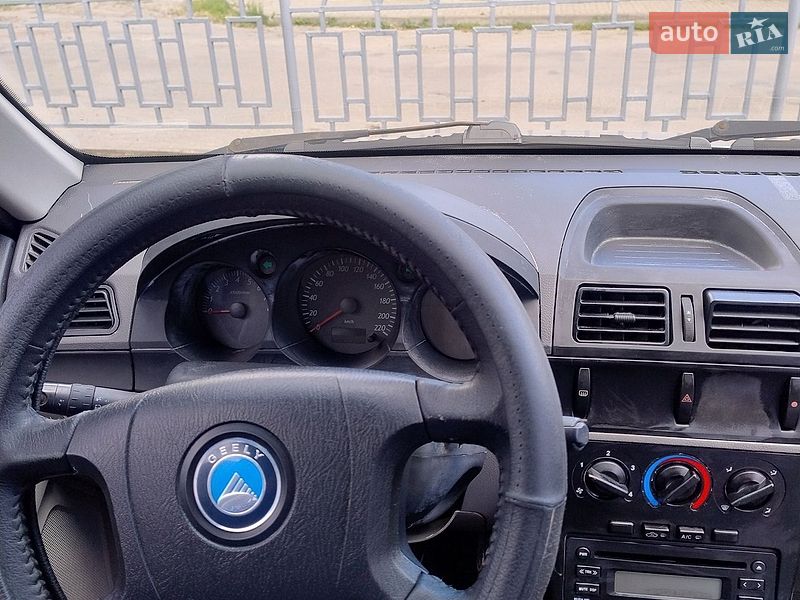Хэтчбек Geely MR 2008 в Сумах фото 3 Хэтчбек Geely MR 2008 в Сумах