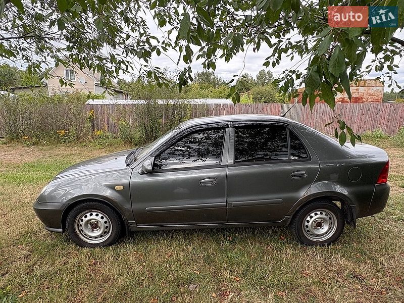 Хэтчбек Geely MR 2008 в Славутиче