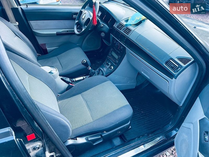 Хэтчбек Geely MR 2008 в Киеве