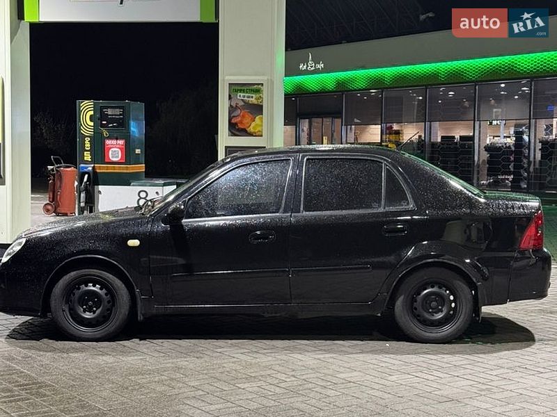 Хэтчбек Geely MR 2009 в Золотоноше
