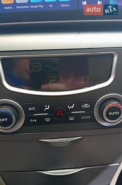 Седан Geely SL 2011 в 