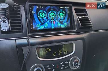 Седан Geely SL 2012 в 