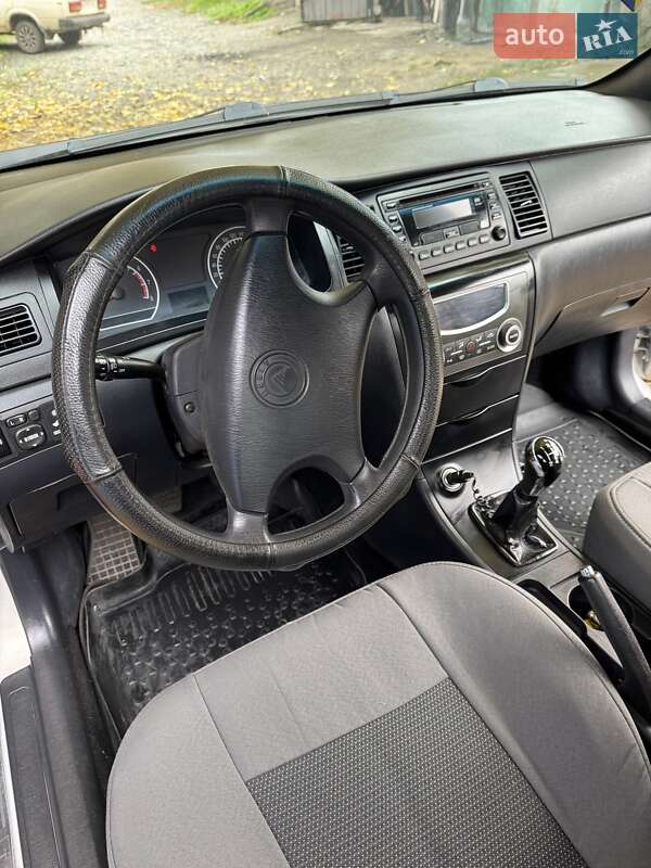 Седан Geely SL 2011 в Кривом Роге фото 5 Седан Geely SL 2011 в Кривом Роге