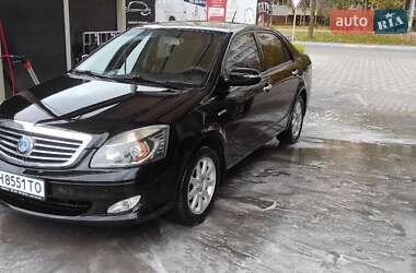 Седан Geely SL 2013 в Южном