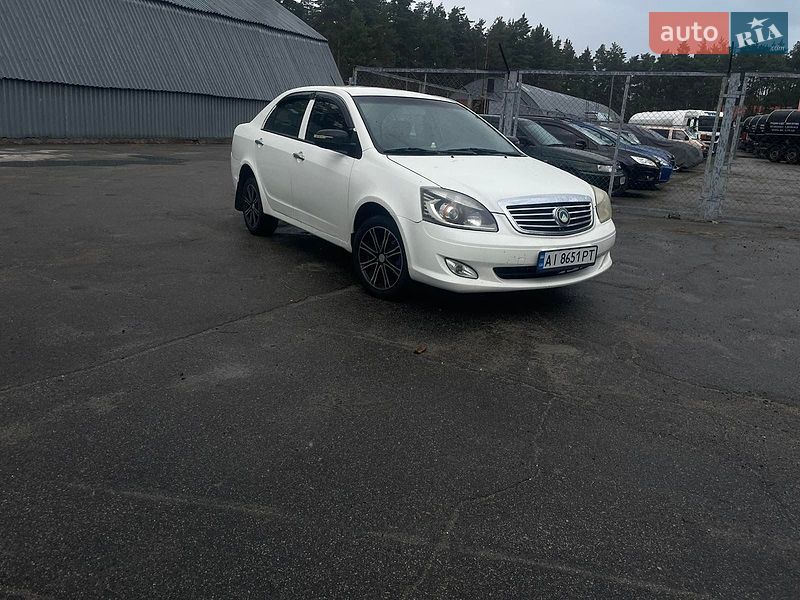Geely SL 2013