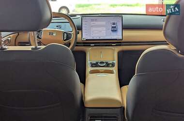 Внедорожник / Кроссовер Geely Starship 7 2025 в 