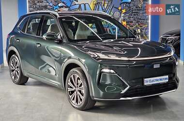 Позашляховик / Кросовер Geely Starship 7 2025 в 