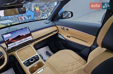 Позашляховик / Кросовер Geely Starship 7 2025 в 