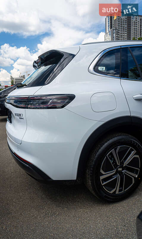 Внедорожник / Кроссовер Geely Starship 7 2025 в Киеве