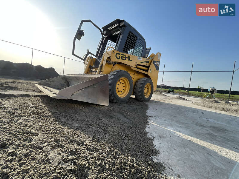 Gehl 5240 2008