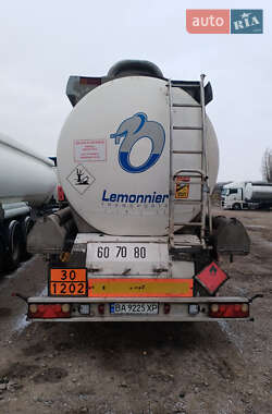Цистерна полуприцеп General Trailers ТХ34 2002 в 