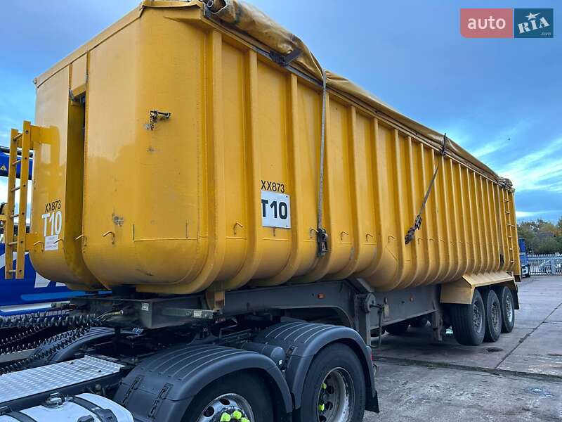 General Trailers Trailers 2002