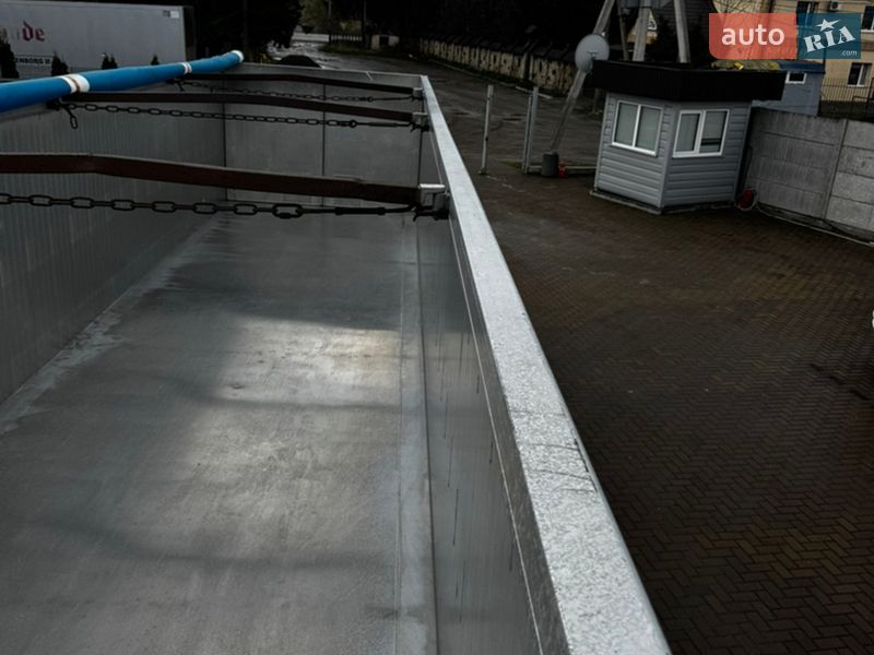 Зерновоз - напівпричіп General Trailers Trailers 2002 в Вінниці