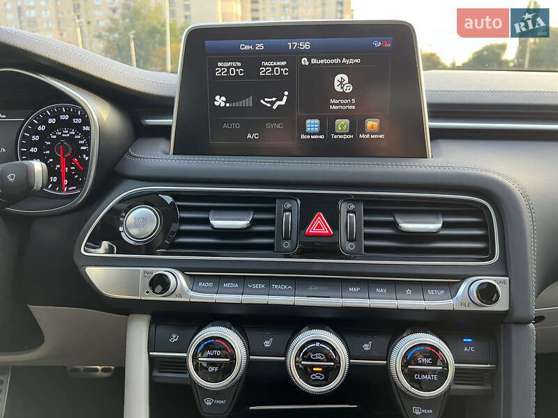 Седан Genesis G70 2019 в Киеве