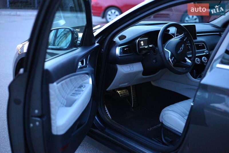 Седан Genesis G70 2019 в Києві