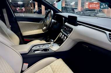 Седан Genesis G70 2022 в 