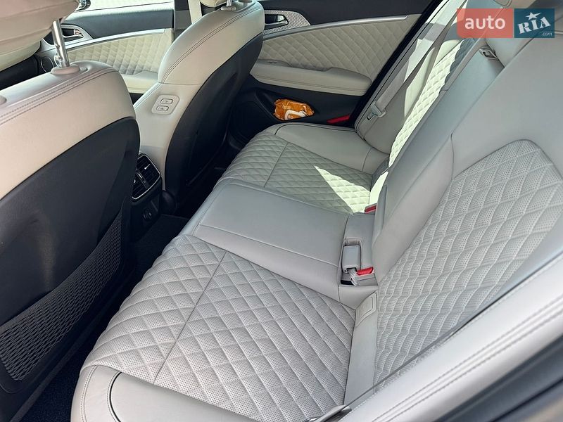 Седан Genesis G70 2022 в Виннице