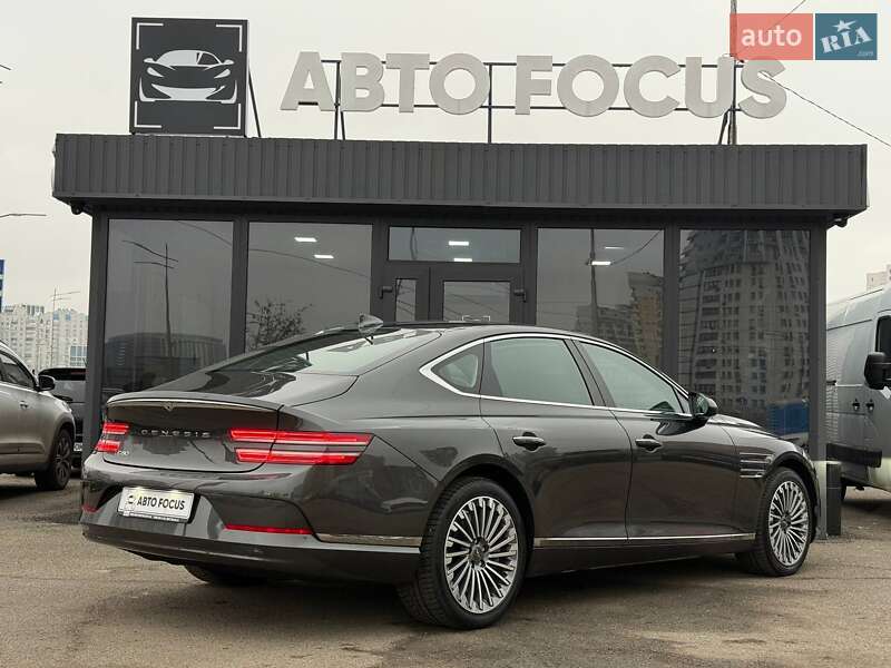 Седан Genesis G80 2023 в Киеве