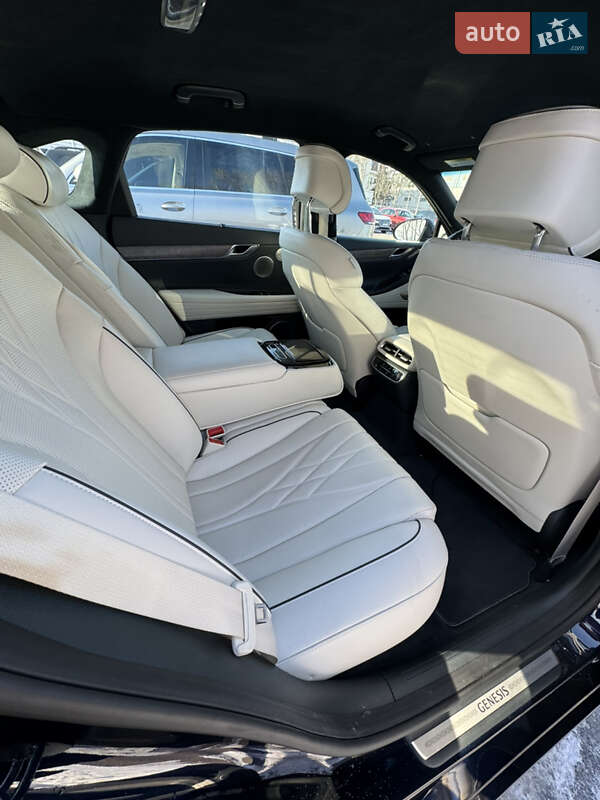 Седан Genesis G80 2022 в Киеве
