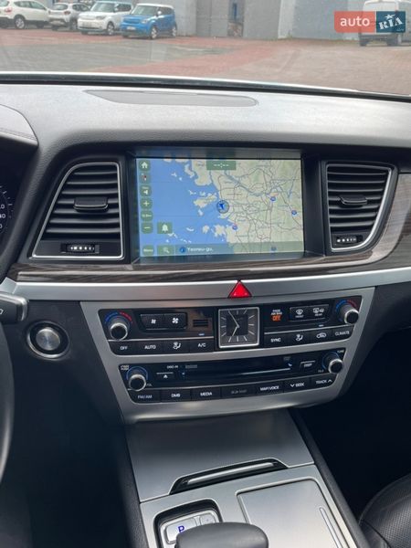 Седан Genesis G80 2016 в Ровно