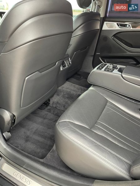 Седан Genesis G80 2016 в Ровно