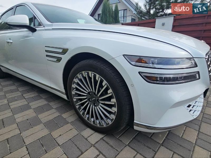 Седан Genesis G80 2022 в Киеве
