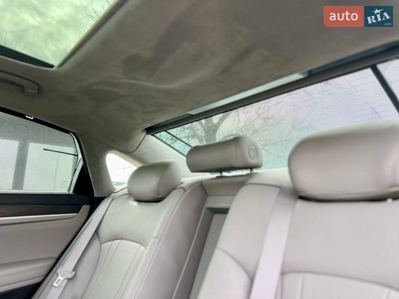 Седан Genesis G80 2018 в Вышгороде