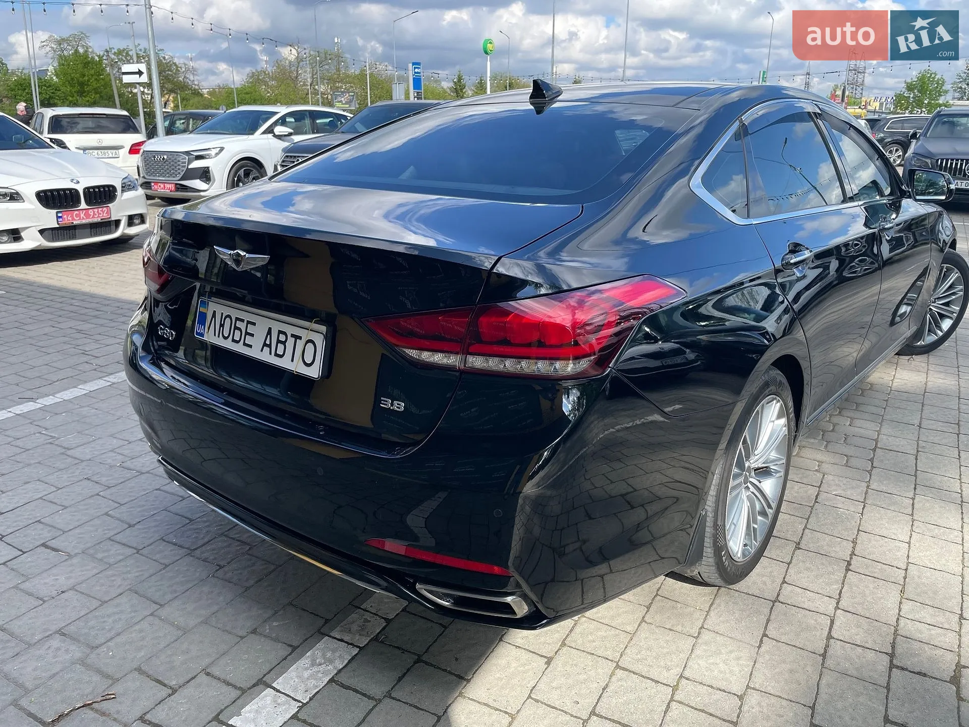 2017 Genesis G80 - мініатюра 3