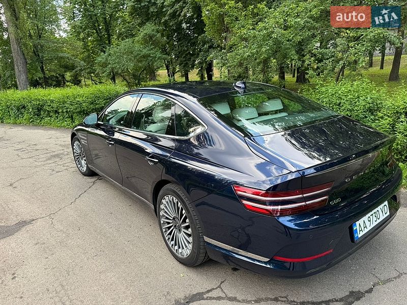 Седан Genesis G80 2022 в Киеве