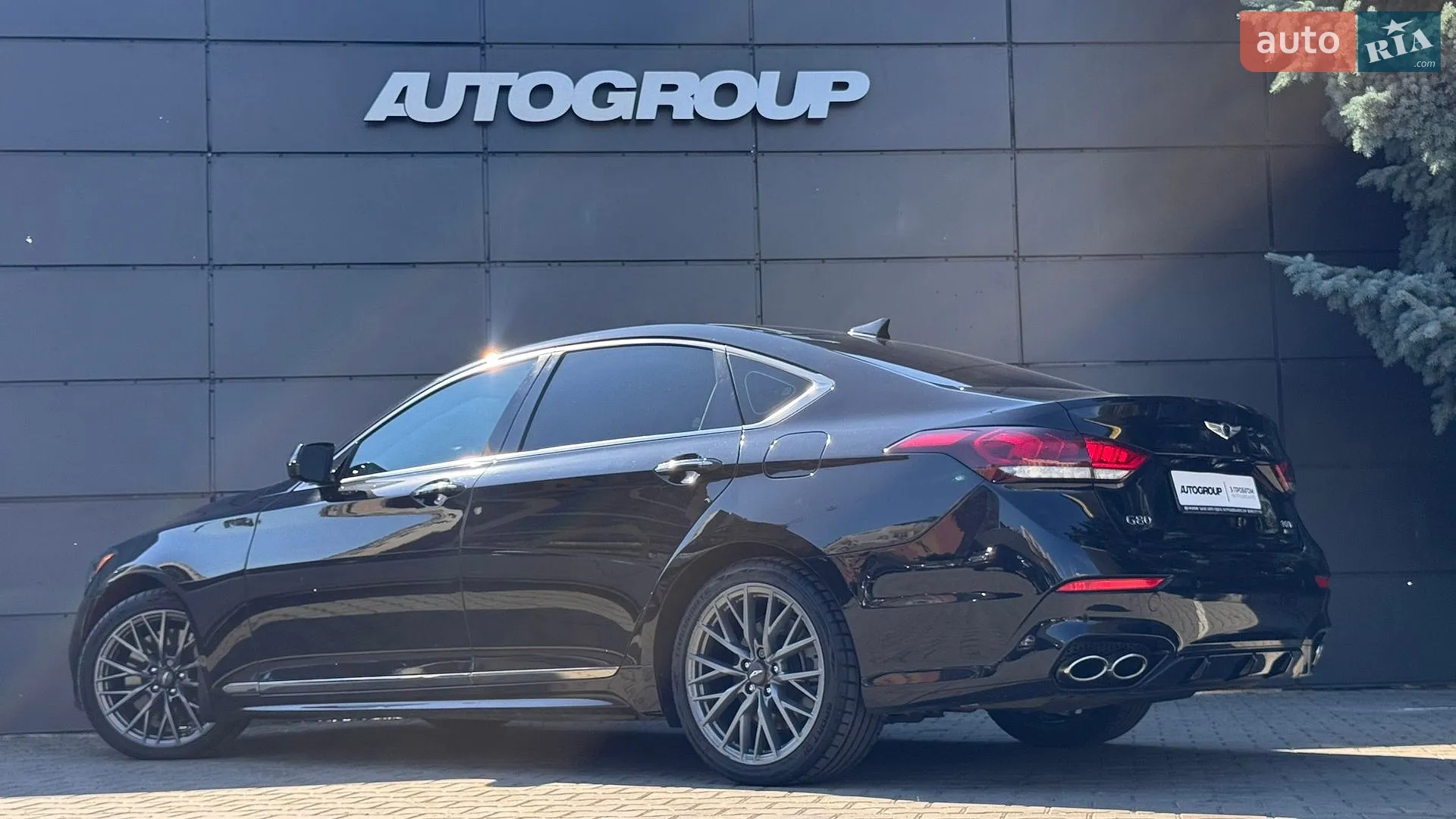 Genesis G80 2017 VIN KMHGN4JB4JU249544 фото оголошення 8 з 38