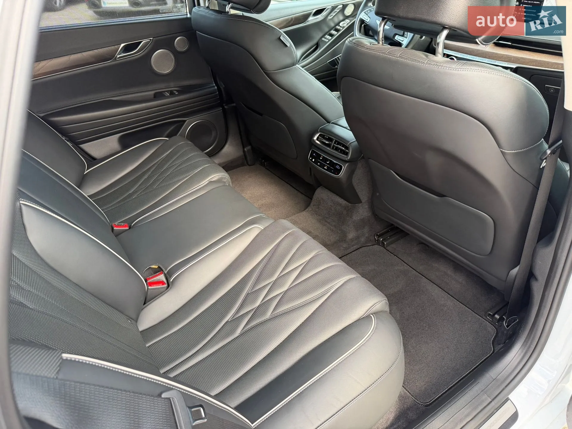 2022 Genesis G80 - мініатюра 23