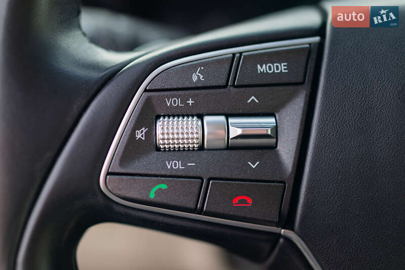 Седан Genesis G90 2018 в Киеве