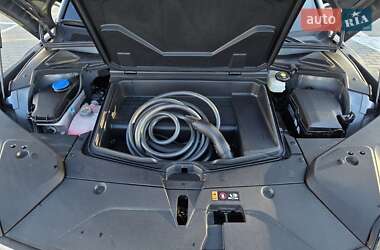 Внедорожник / Кроссовер Genesis GV60 2023 в 
