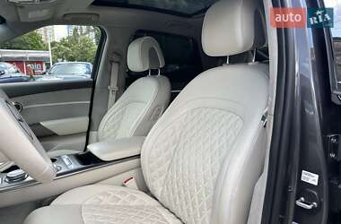 Внедорожник / Кроссовер Genesis GV60 2022 в 