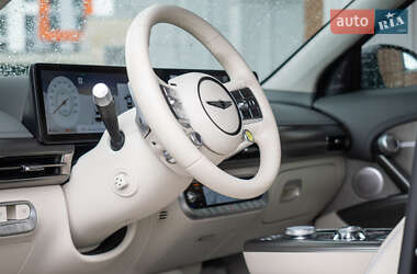 Внедорожник / Кроссовер Genesis GV60 2022 в 