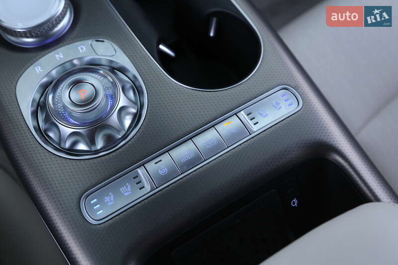 Внедорожник / Кроссовер Genesis GV60 2022 в Киеве