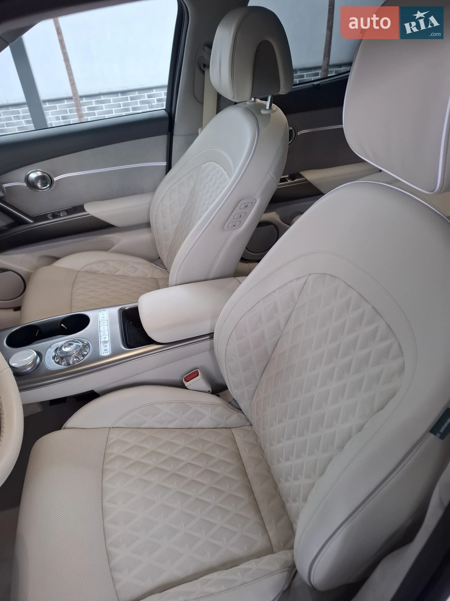 2024 Genesis GV60 - мініатюра 17