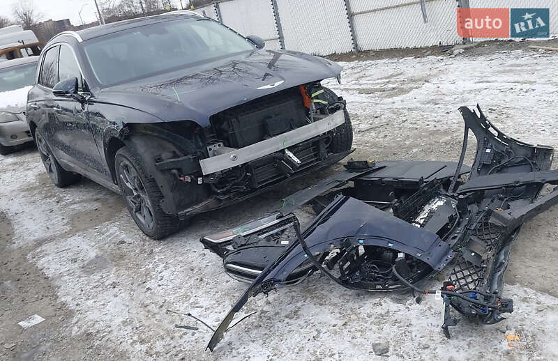 Genesis GV70 EV 2023