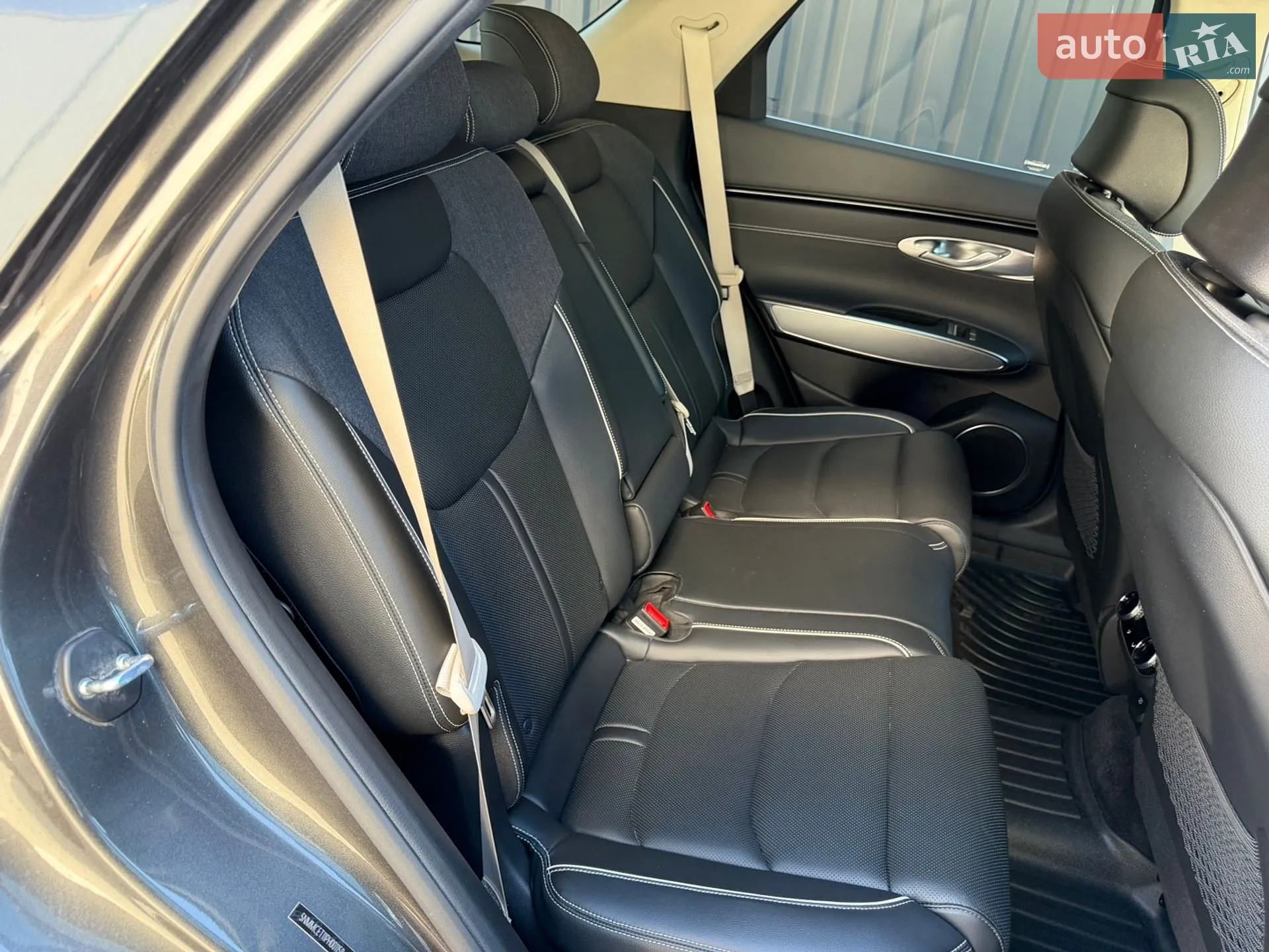 2023 Genesis GV70 - мініатюра 36